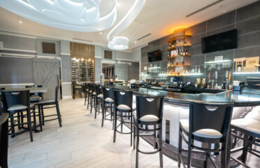 88 Keys Florida Restaurant & Bar at the Wyvern Hotel