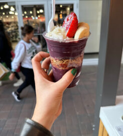 Açaí Brazil at International Premium Outlets